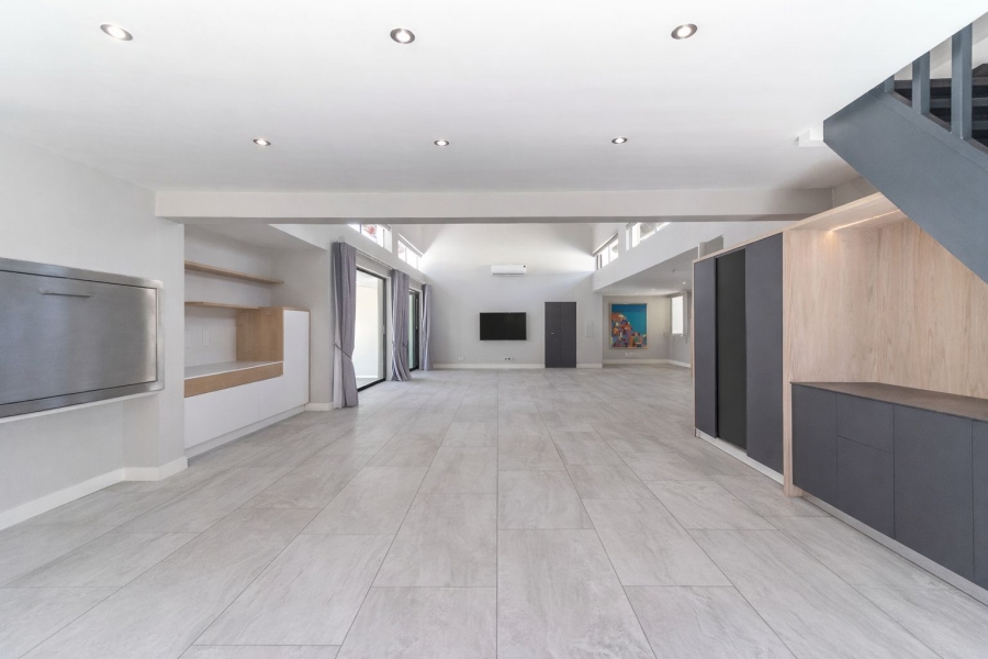 4 Bedroom Property for Sale in Pearl Valley at Val de Vie Western Cape